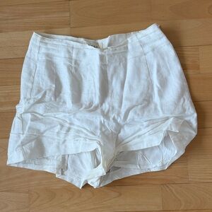 DISSH White High-Waist Linen-Blend Shorts